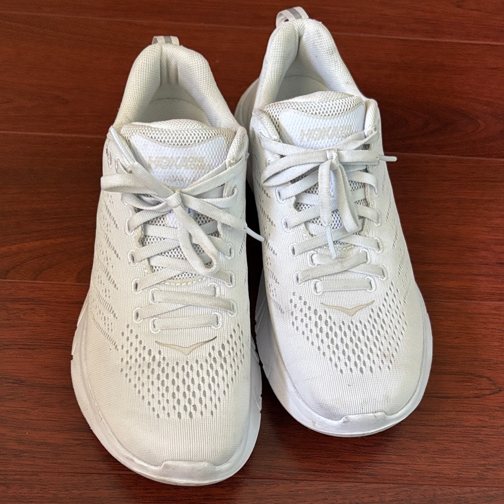 Women's All-White Hoka Hupana EM lightweight sneaker size 8